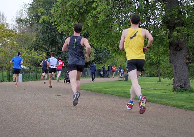 De juiste hardloopschoenen en boeken over begin met hardlopen